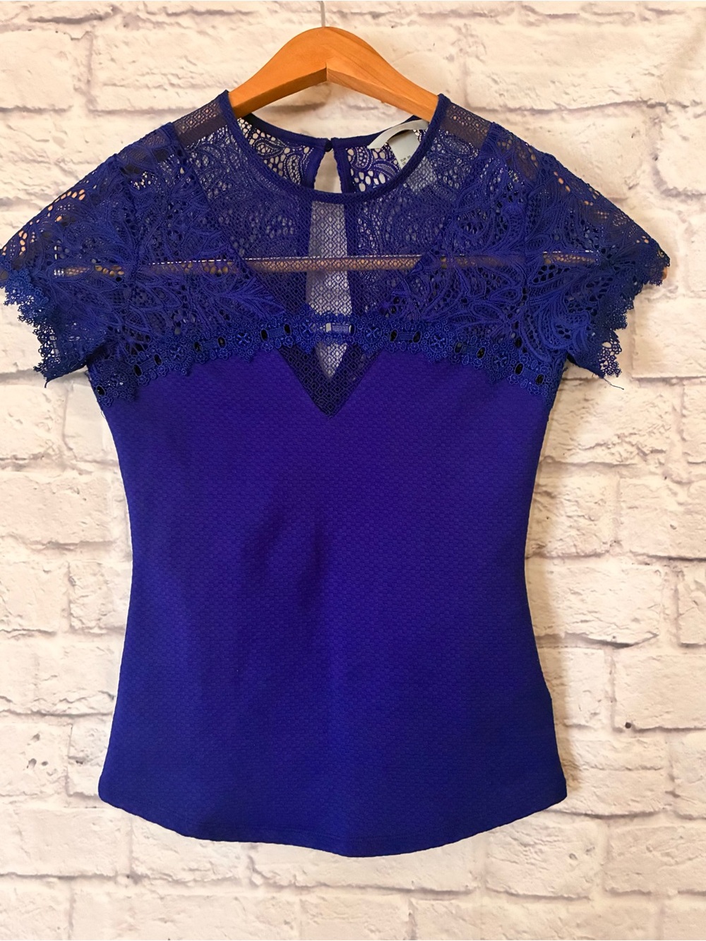 Forever 21 Women's Royal Blue Lace Yoke Short Sleeve Top - XS
